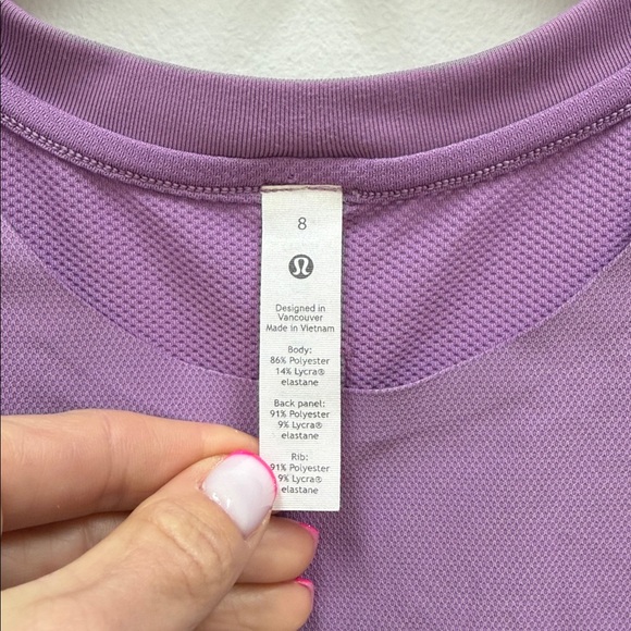 Lululemon Mesh Back Cropped Train Tank Top in Wisteria Purple Sz 8! - Picture 6 of 8